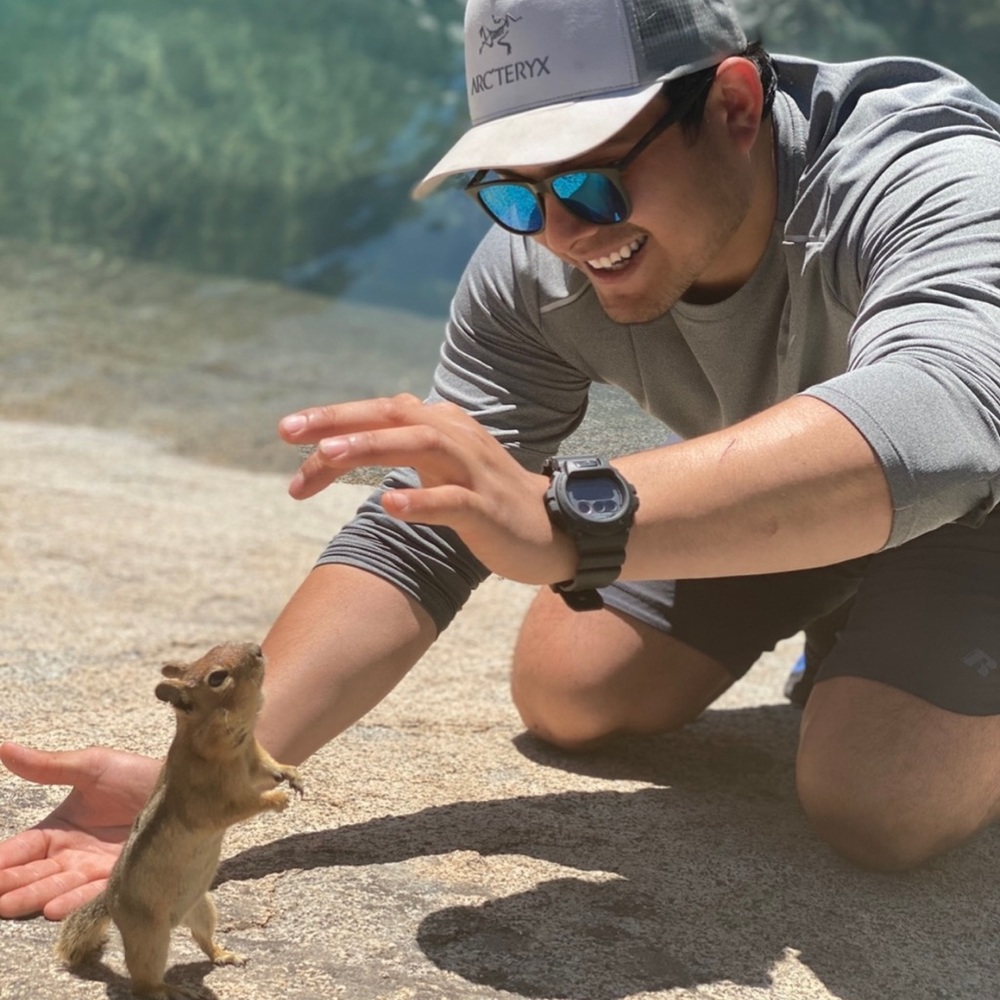 Meet your Posher, Luis